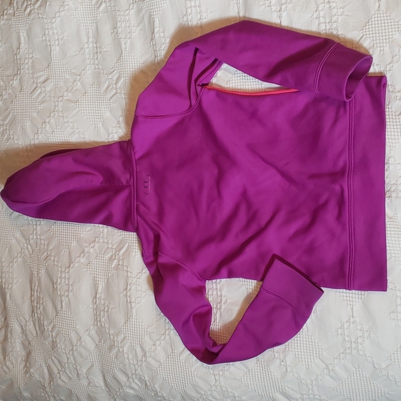 🛍 Under Armour fleece hoodie - Picture 2 of 4